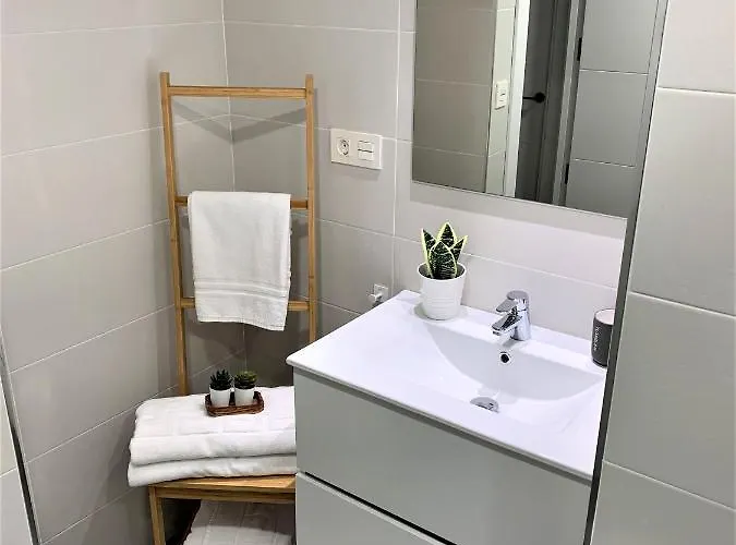 Apartment Confort Y Descanso A 10 Minutos Del Centro Y Playa